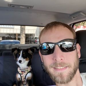 Meet your Posher, Casey